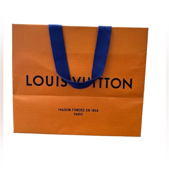 Authentic Louis Vuitton Shopping Bag and Ribbon - Picture 2 of 7